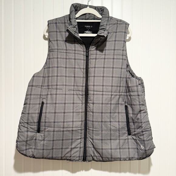 Torrid Active Stretch Nylon Lightweight Plaid Vest Plus Size 3X - Picture 2 of 6